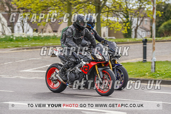 RS2204_8151
