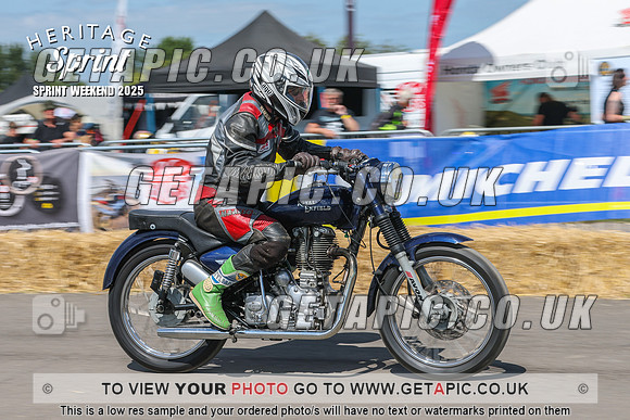 GP2508-4068-C_LOGO_ON_PHOTO