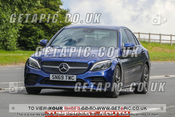 GP2406-10736-C_LOGO_ON_PHOTO