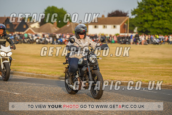 RS2207_9179
