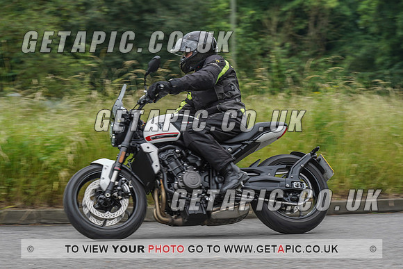 RS2106_3396
