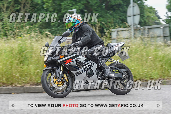 RS2106_3427