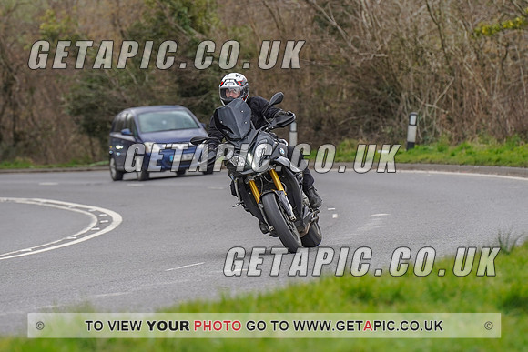 RS2203_1681