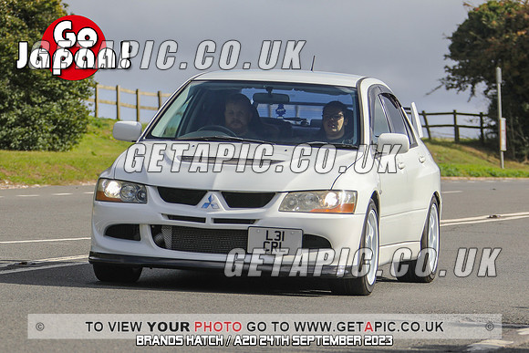 GP2309-20306-C_LOGO_ON_PHOTO