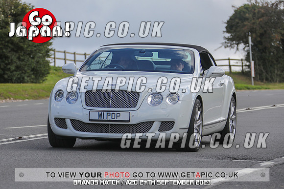 GP2309-20318-C_LOGO_ON_PHOTO