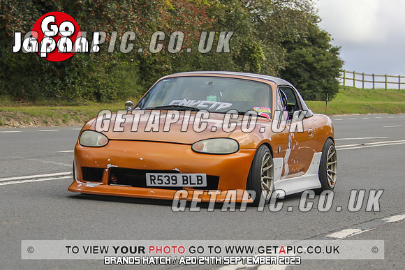 GP2309-20455-C_LOGO_ON_PHOTO