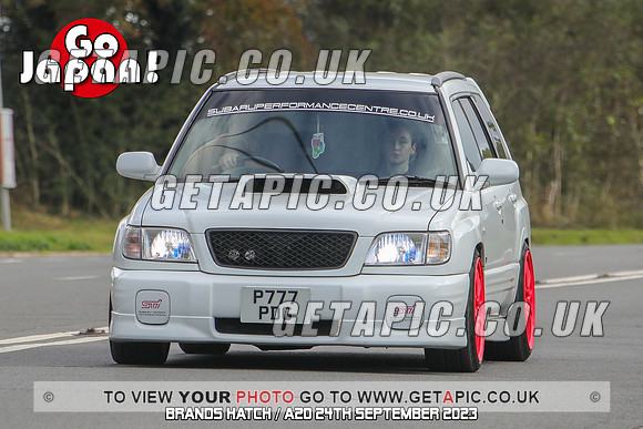 GP2309-20562-C_LOGO_ON_PHOTO