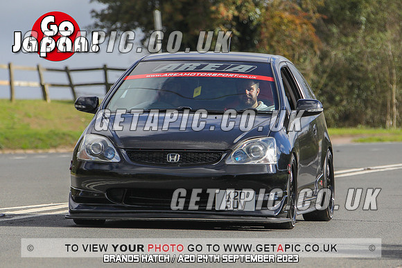 GP2309-20609-C_LOGO_ON_PHOTO