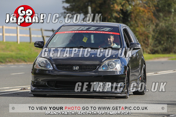 GP2309-20610-C_LOGO_ON_PHOTO