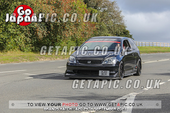 GP2309-20612-C_LOGO_ON_PHOTO