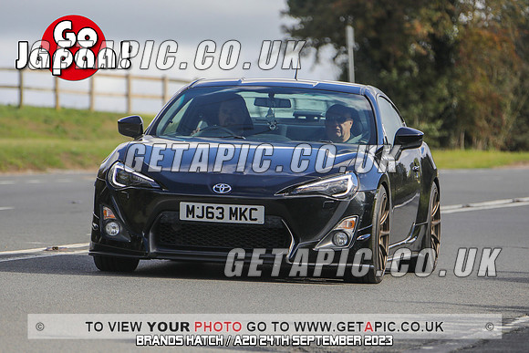 GP2309-20649-C_LOGO_ON_PHOTO
