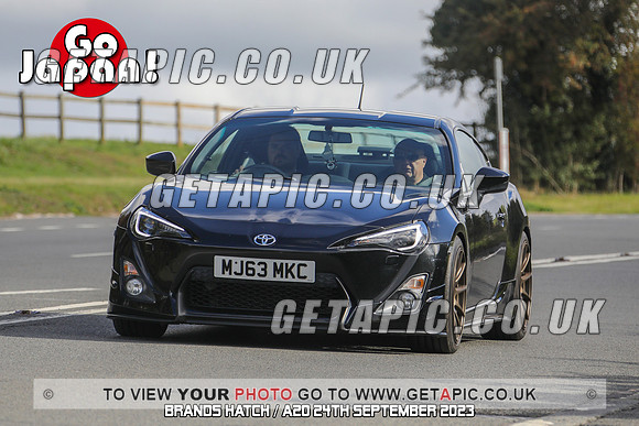 GP2309-20650-C_LOGO_ON_PHOTO