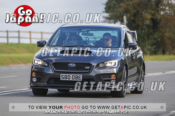 GP2309-20666-C_LOGO_ON_PHOTO