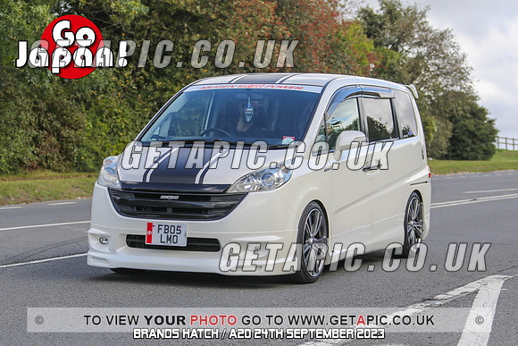 GP2309-20682-C_LOGO_ON_PHOTO