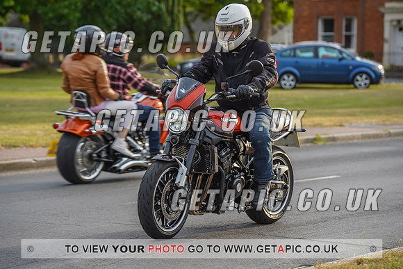 RS2207_8681