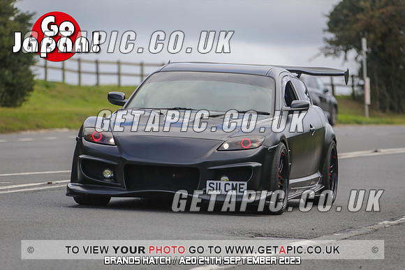 GP2309-22003-C_LOGO_ON_PHOTO