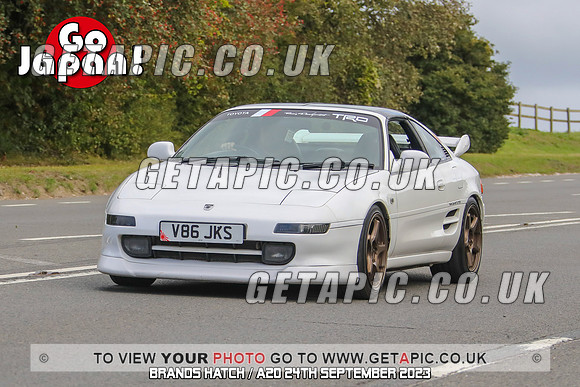 GP2309-22182-C_LOGO_ON_PHOTO