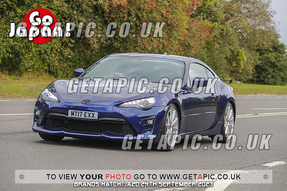 GP2309-22376-C_LOGO_ON_PHOTO