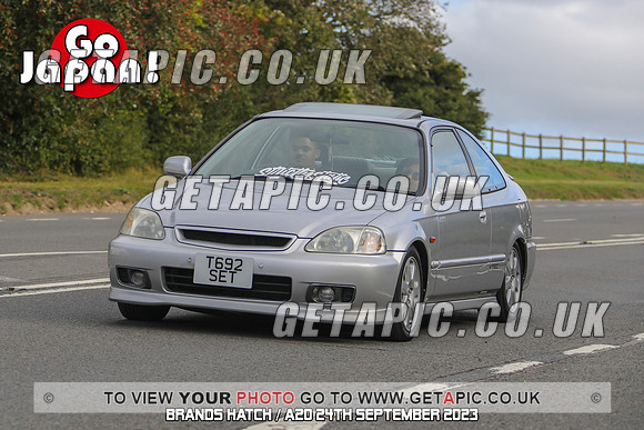 GP2309-22833-C_LOGO_ON_PHOTO