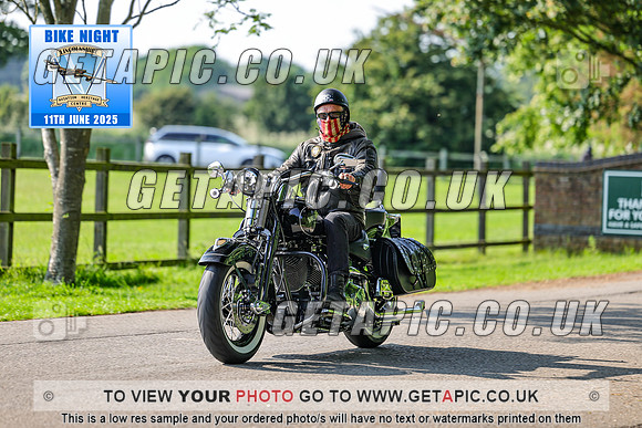 PR2506-01812_LOGO_ON_PHOTO