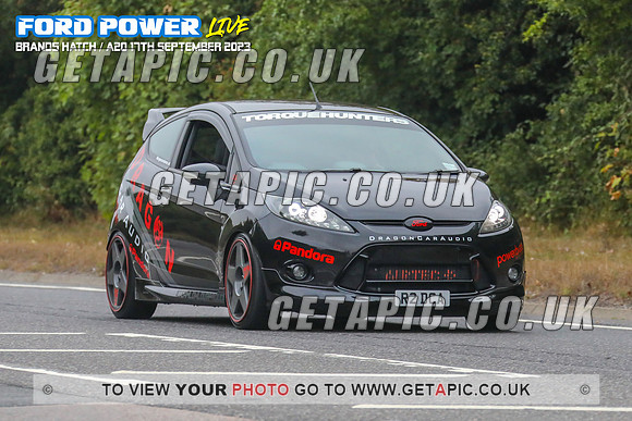 GP2309-15449_LOGO_ON_PHOTO