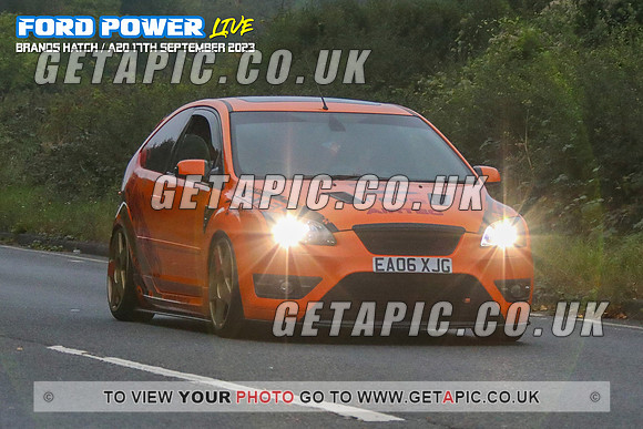 TB2309-17571_LOGO_ON_PHOTO