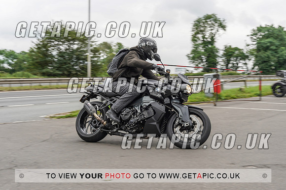 RS2106_3743