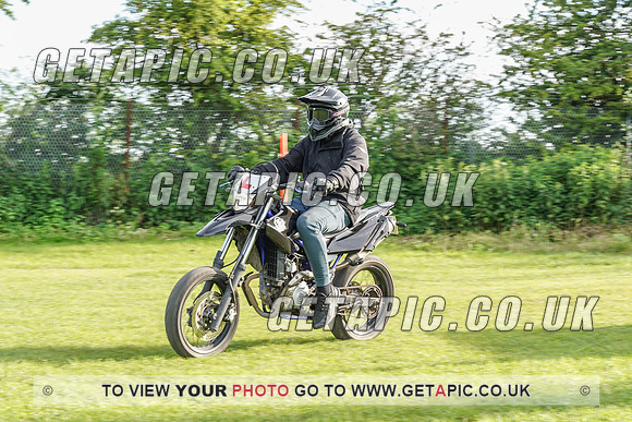 RS2107_1016