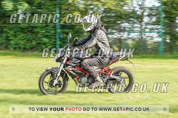 RS2107_1029