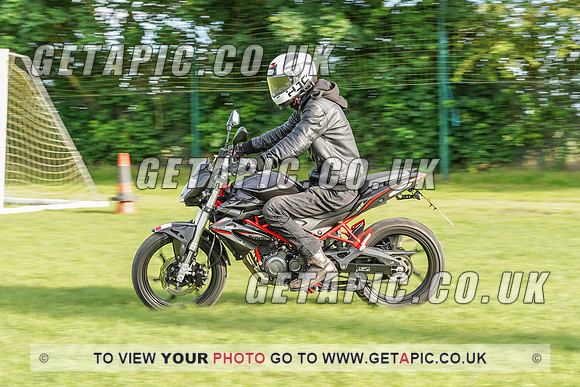 RS2107_1031