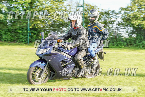RS2107_1034