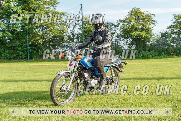 RS2107_1052