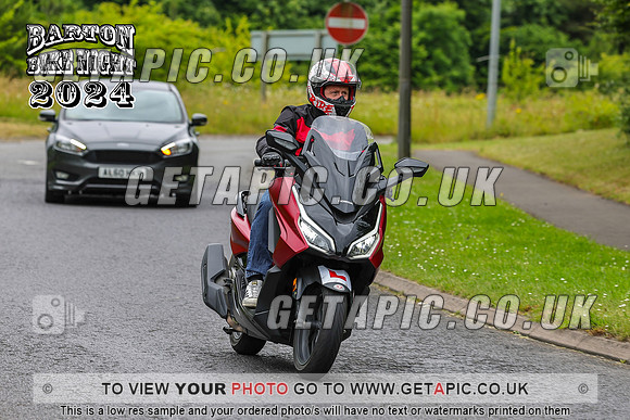 PR2407-250_LOGO_ON_PHOTO