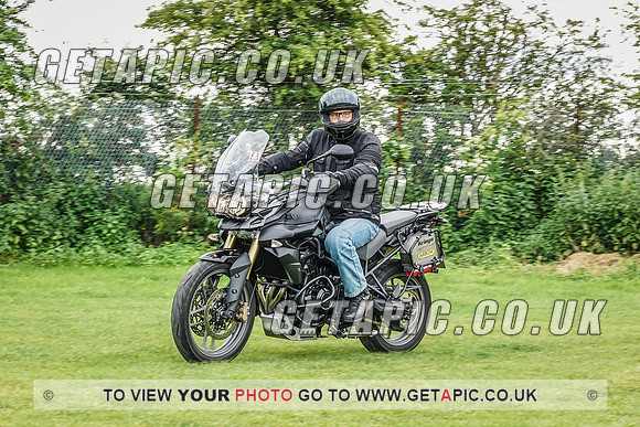 RS2107_1189