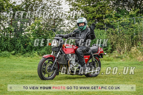 RS2107_1194