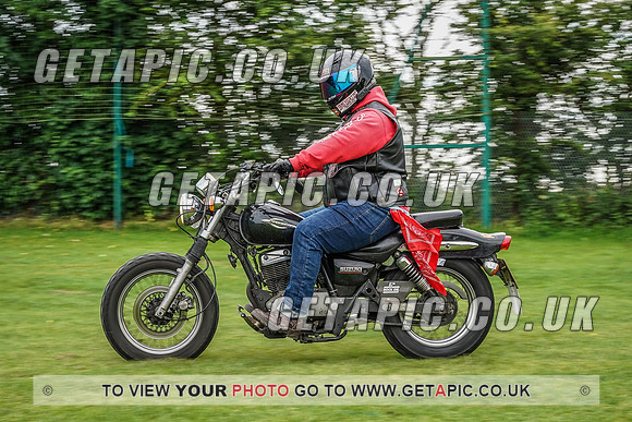 RS2107_1200