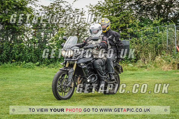 RS2107_1202