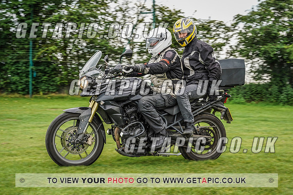 RS2107_1204