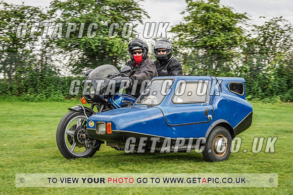 RS2107_1217