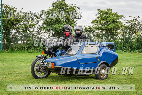 RS2107_1218