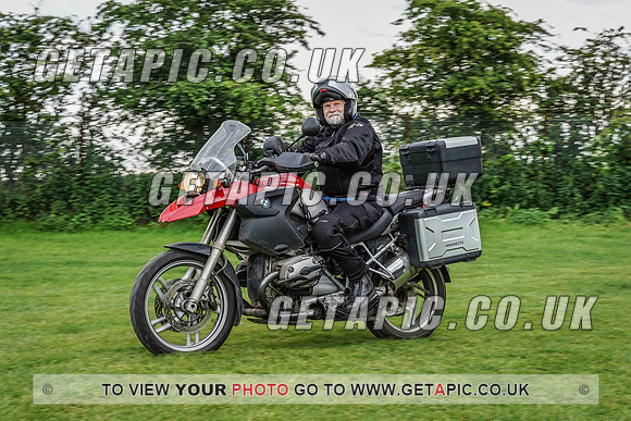 RS2107_1235