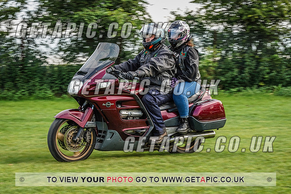 RS2107_1248