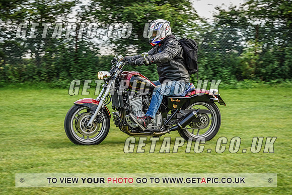 RS2107_1259