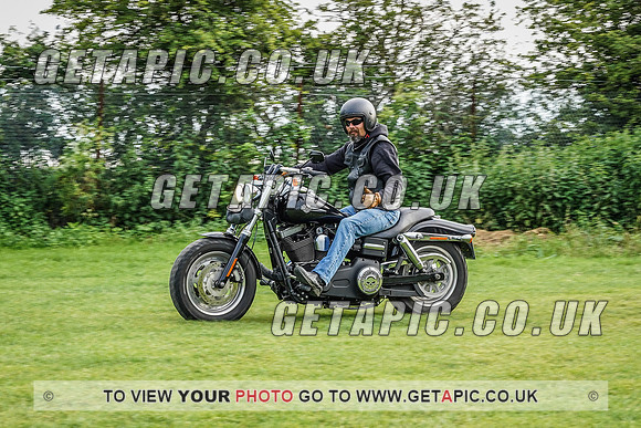RS2107_1260