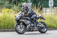 RS2107_1384