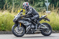 RS2107_1385