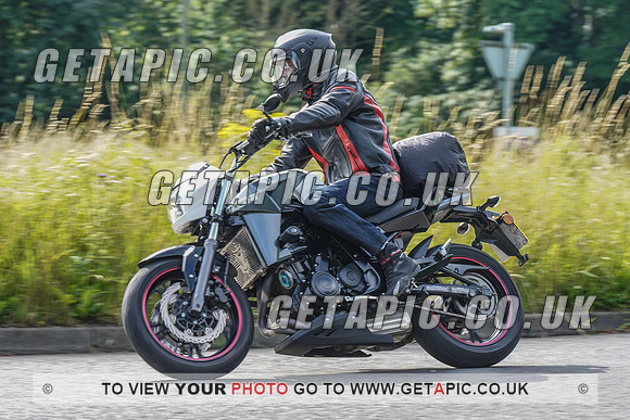 RS2107_1393