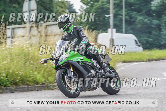 RS2107_1406