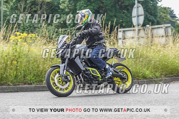 RS2107_1416