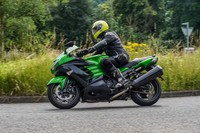 RS2107_2258